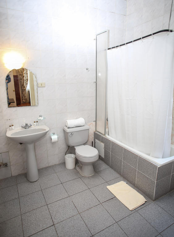Hotel Plaza Londres 77 サンティアゴ 部屋 写真